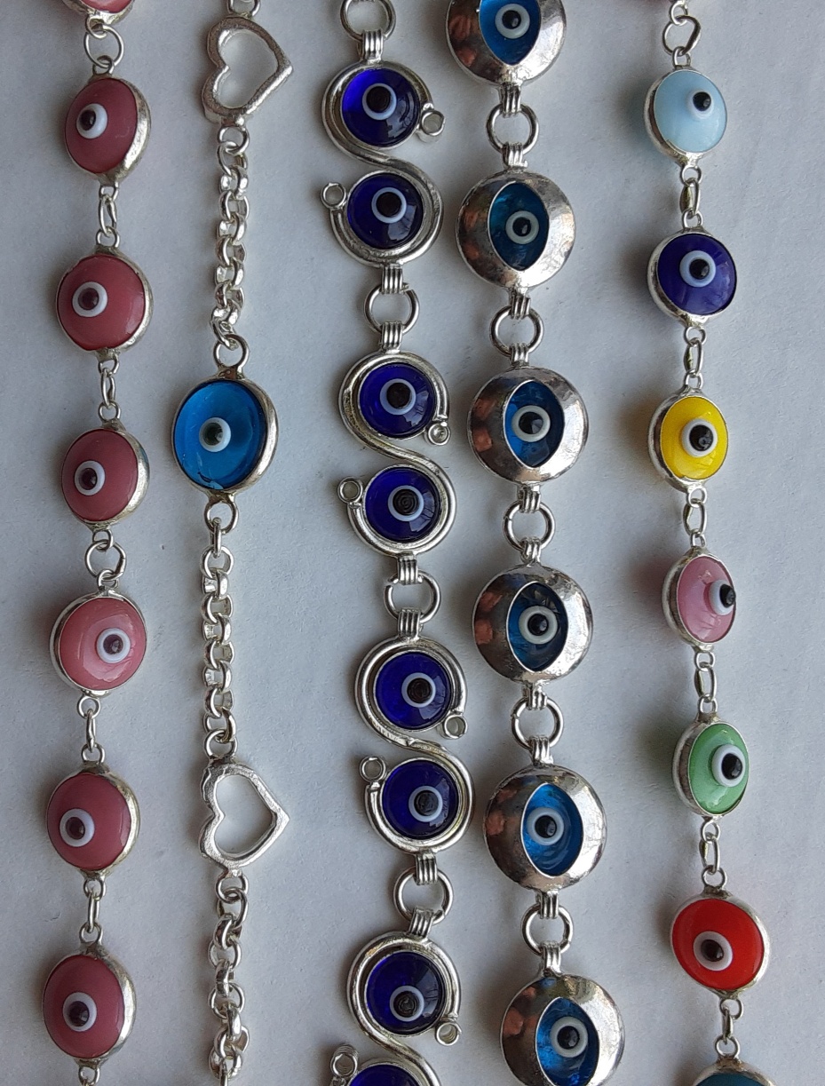 Evil eye bracelet with silver chain